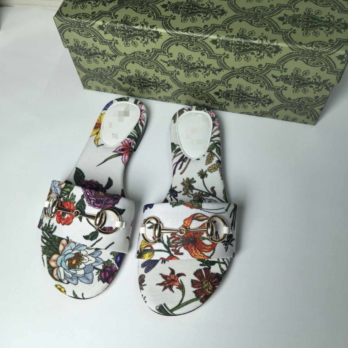 Women's Floral Print Slide Sandals With Metal Horsebit Buckle, Flat Casual Summer Slippers For Outdoor Vacation