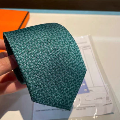 【#A592】Men's Silk Tie With All Over Mini Jacquard Pattern, Luxury Solid Dark Print Slim Necktie For Business Suit