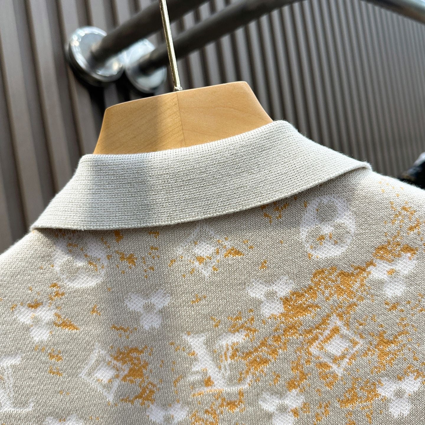 【#A595】Men's Gradient Clover Jacquard Knit Polo Shirt, Thin Lapel Breathable Casual Short Sleeve Top
