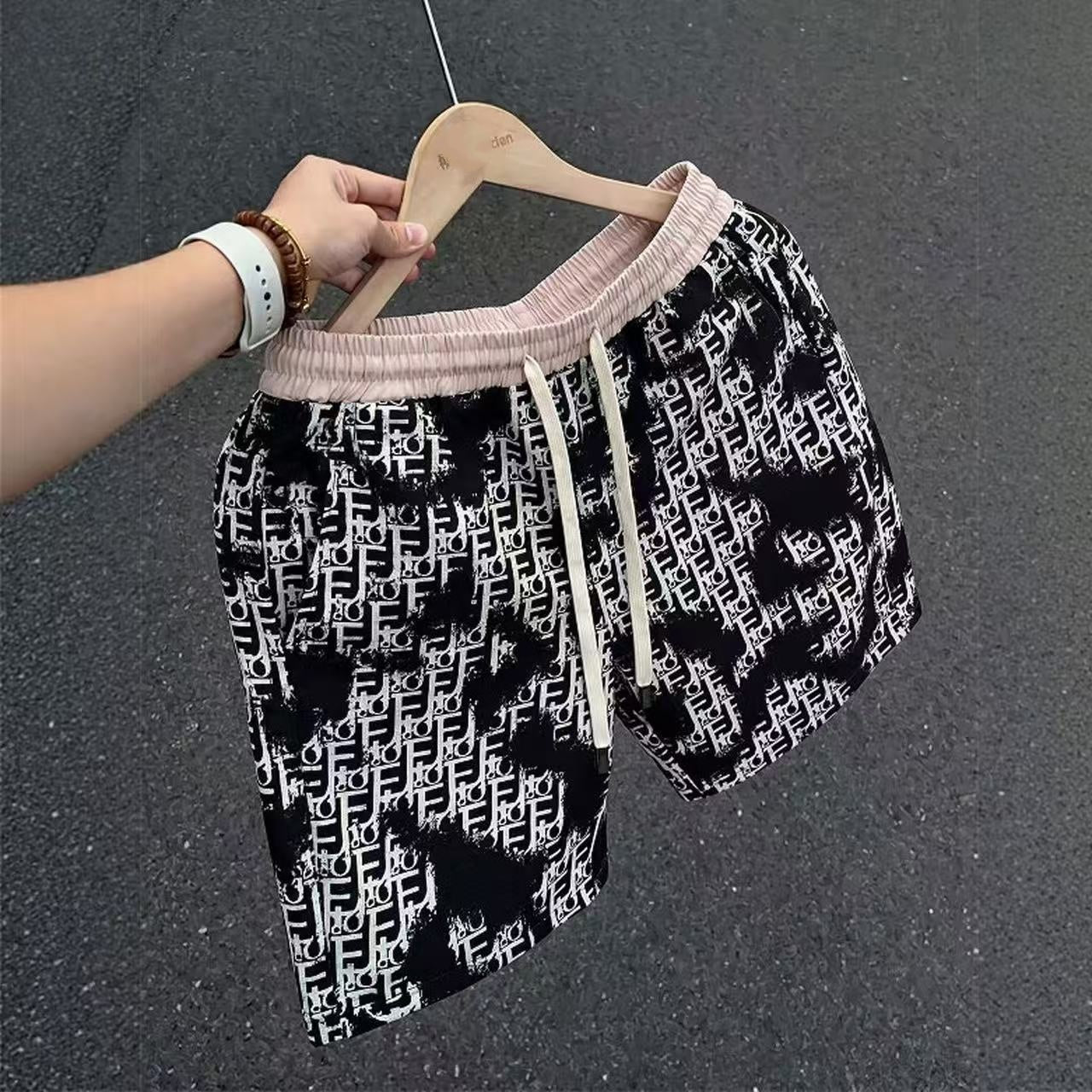 【#A594】Men's All Over Letter Print Five Inch Shorts, Elastic Drawstring Loose Casual Beach Shorts