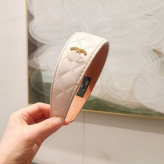 【#A610】Vintage Quilted Leather Wide Headband, Luxury Metal Decor Non-slip Hair Hoop for Daily & Skincare