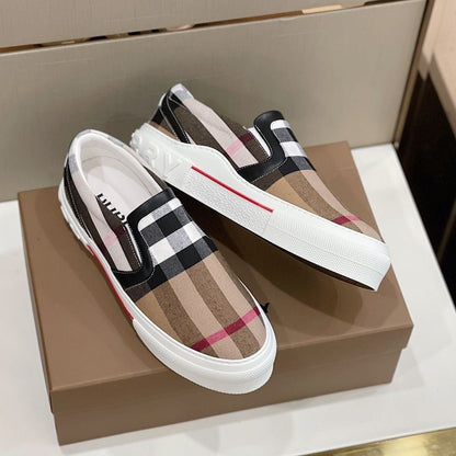 【#A621】Classic Vintage Plaid Slip On Sneakers, Unisex Lightweight Breathable Flat Casual Canvas Shoes