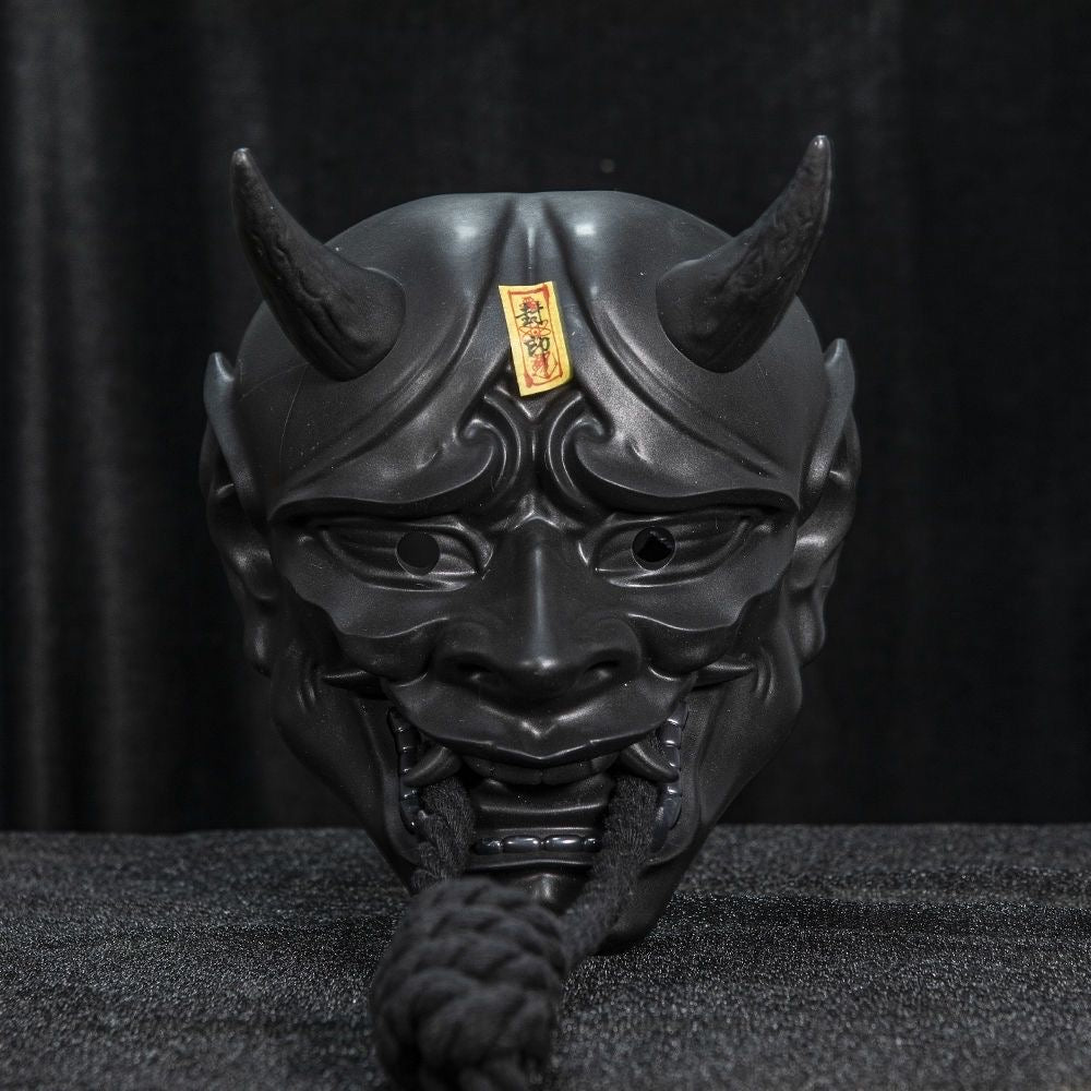 Japanese Hannya Oni Mask, Resin Retro Fangs Demon Mask Halloween Cos Escape Room Photo Prop