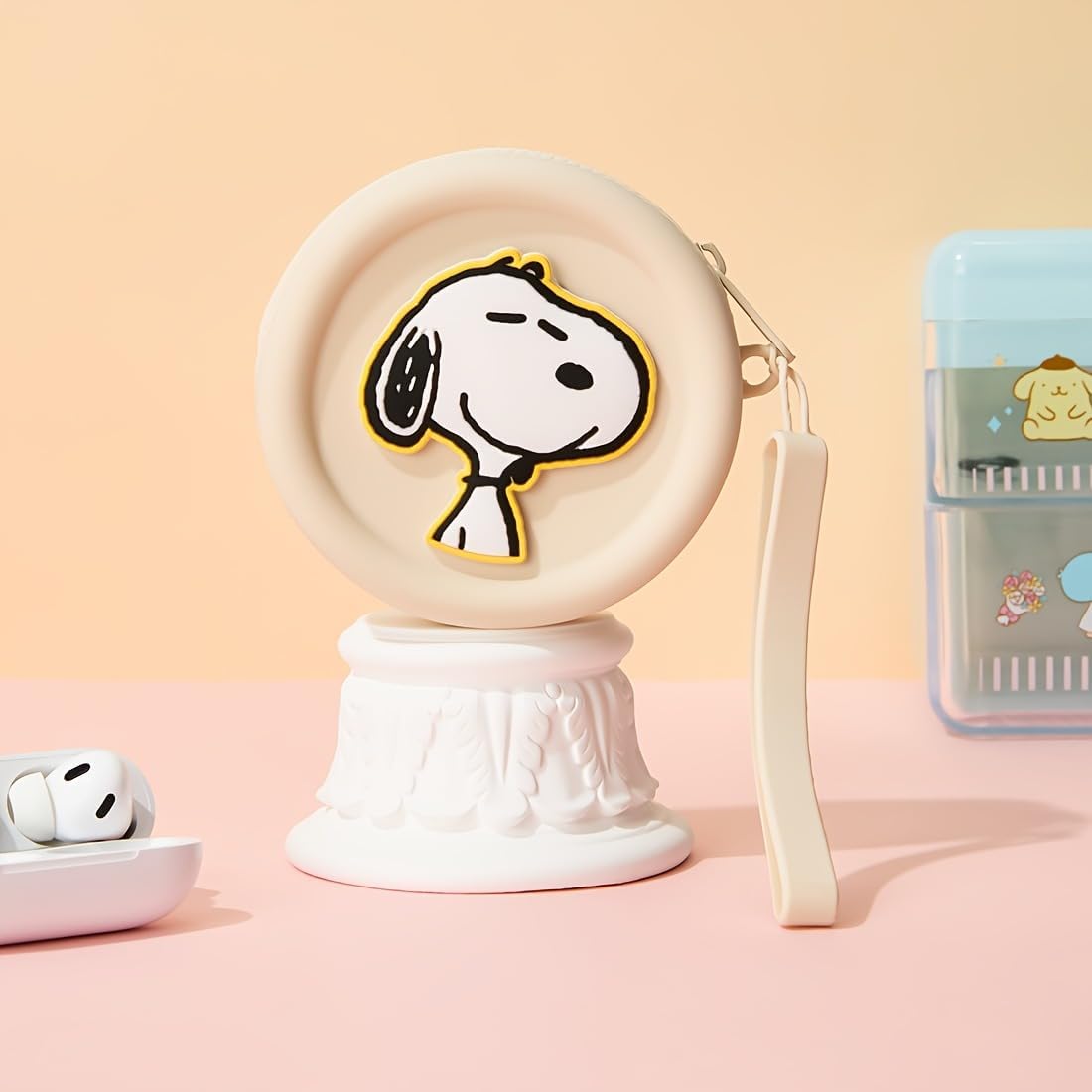 HOTMINISO Snoopy Stitch Character Silicone Coin Purse with Wrist Strap, Beige, Round Pouch (Snoopy)