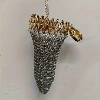 HOT1920s Vintage British Coin Purse Handcrafted Chainmail Metal Mini Pendant, Retro Nostalgic Coin Holder ClassicAntique Style Accessory for Coins Jewelry