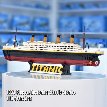 Large Titanic Model Building Block Kit, 1333 Pieces Adults Challenging Huge Titanic Cruise Ship Model Building Set Toys