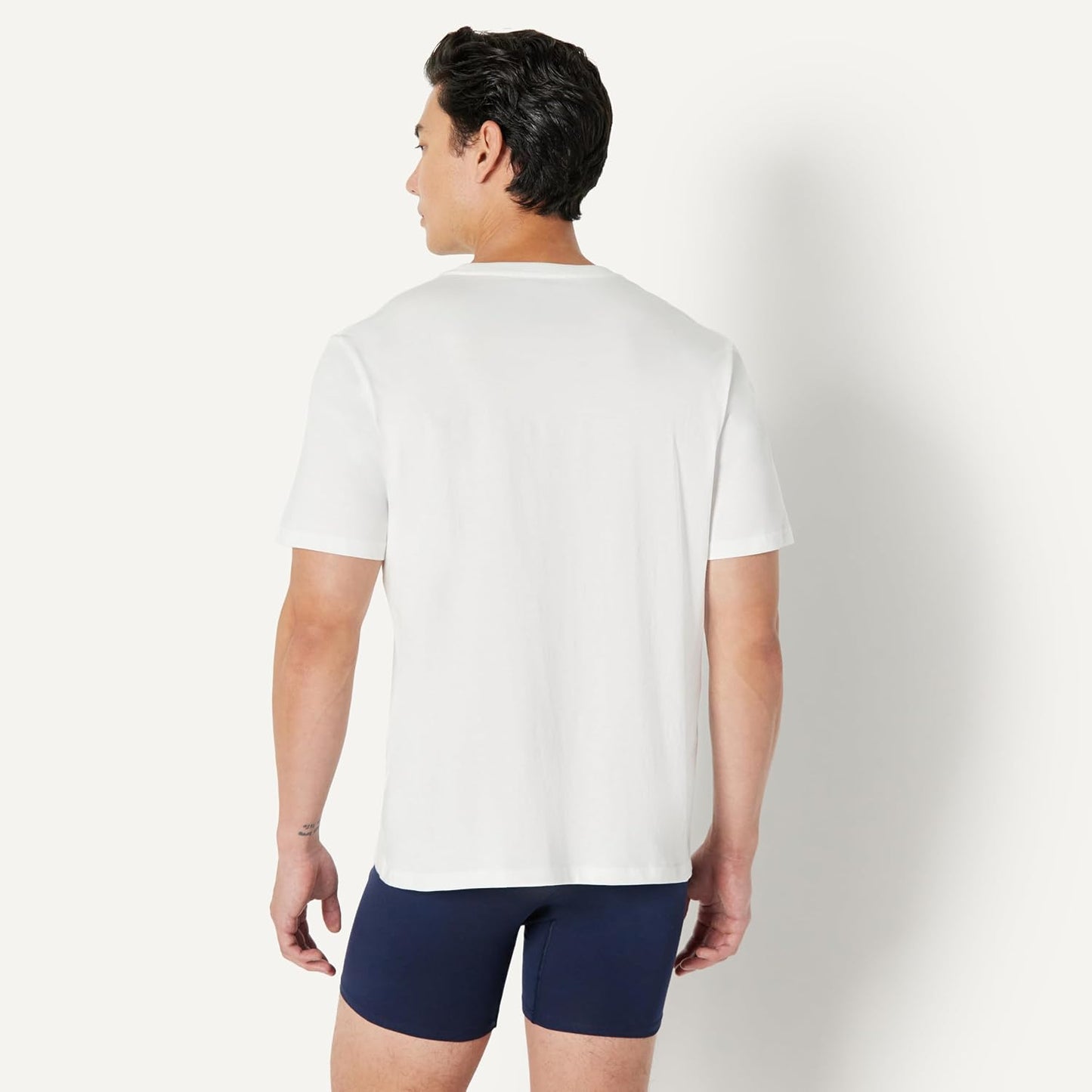 HOTAmazon Essentials Men's Regular-Fit Short-Sleeve T-Shirt, Pack of 6