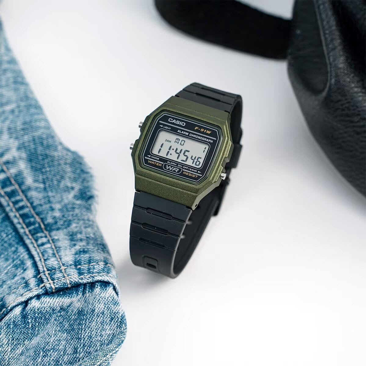 HOTCasio F91W Series | Digital Watch | Water Resistant | LED Light | 1/100 SEC Stopwatch | Regular Time Keeping (HR, Min, SEC, PM, Date, Day) | Daily Alarm | Lightweight | 7 Year Battery