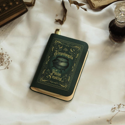 HOTWell Read Company Unisex Faux Leather Wallet Purse, The Encyclopedia of Potion Making, Dark Green, Lightweight, Zip-Around Closure