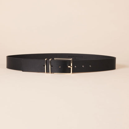 HOTAmazon Essentials Women's Genuine Leather Refined Buckle Dress Belt