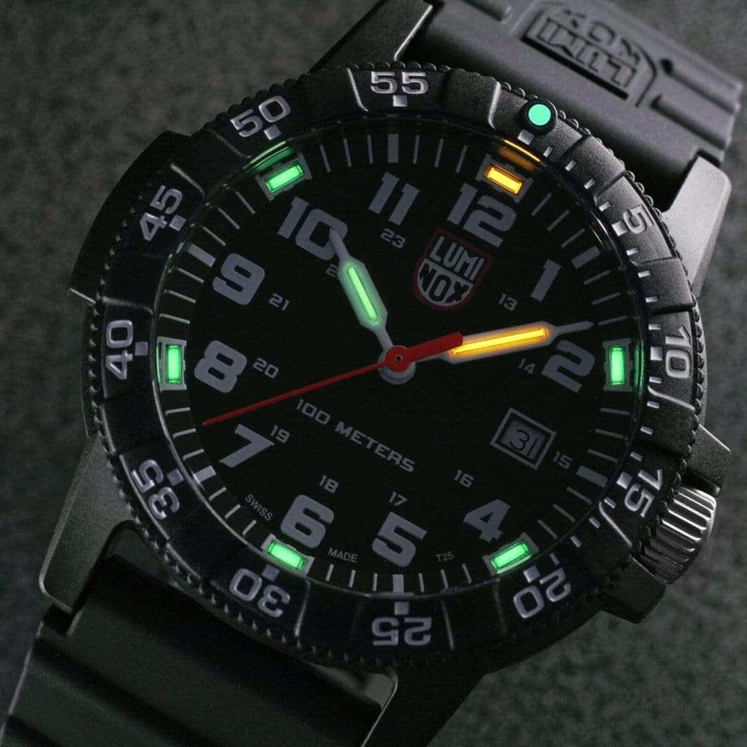 HOTLuminox Leatherback SEA Turtle Giant XS.0321.L Mens Watch 44mm - Military Watch in Black Date Function 100m Water Resistant