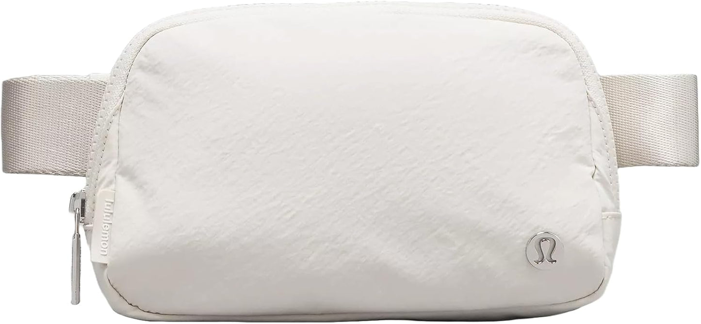 HOTLululemon Everywhere Belt Bag 1L (Neo Mint)