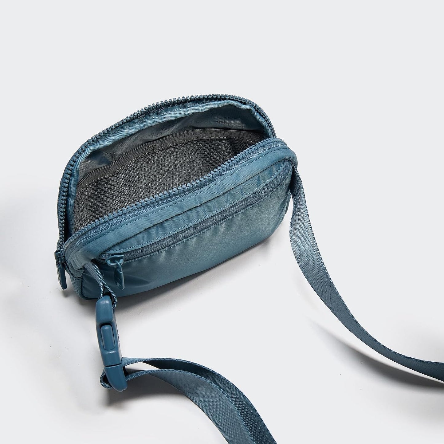 HOTPander Two Way Zipper Fanny Pack Nylon Everywhere Belt Bag for Women, Water Repellent Waist Packs, Crossbody Bags with Adjustable Strap (Indigo Blue).