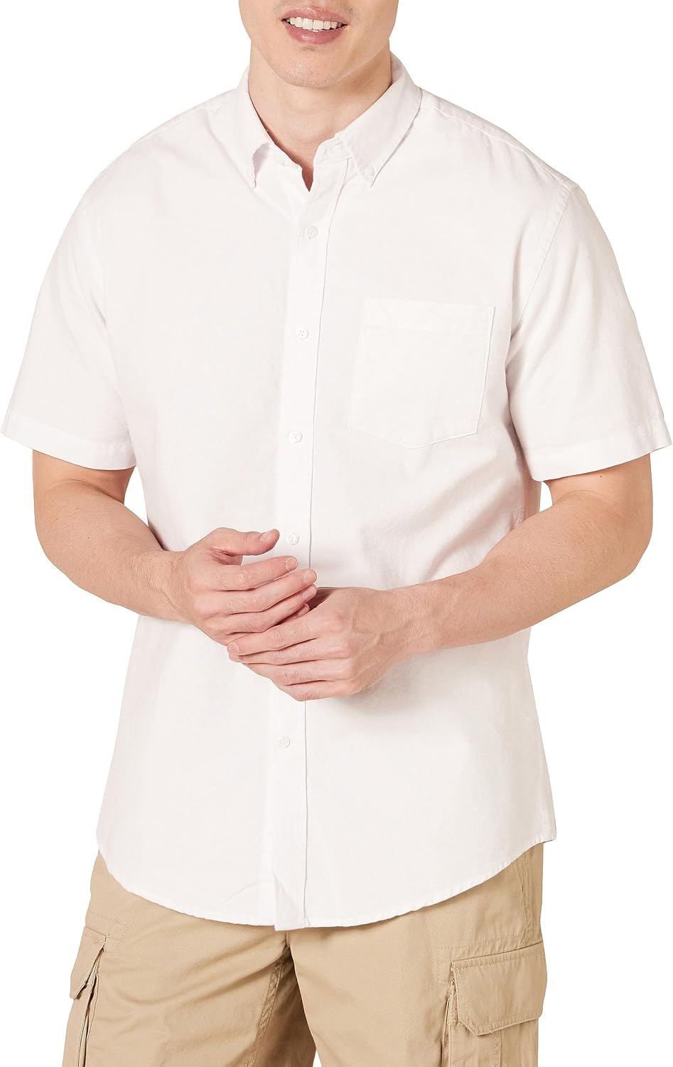 HOTAmazon Essentials Men's Short-Sleeve Oxford Shirt with Pocket