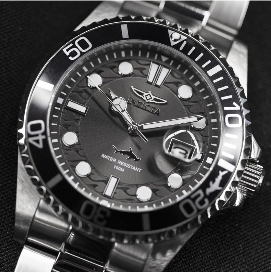 HOTInvicta Men's Pro Diver Quartz Watch