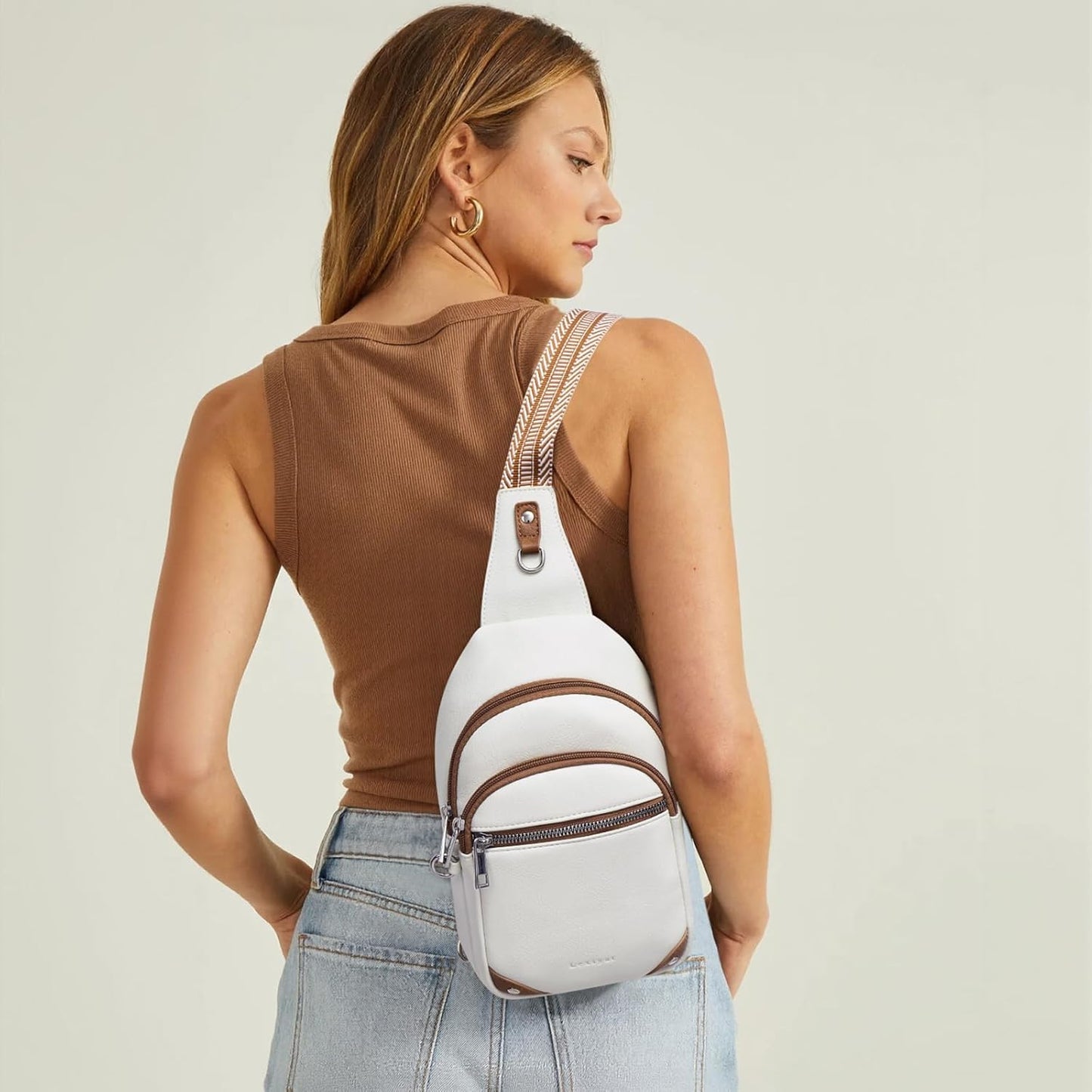 HOTAnti Theft Crossbody Bags for Women Travel Chest Sling Bag Leather RFID Purse Fanny Pack Beige