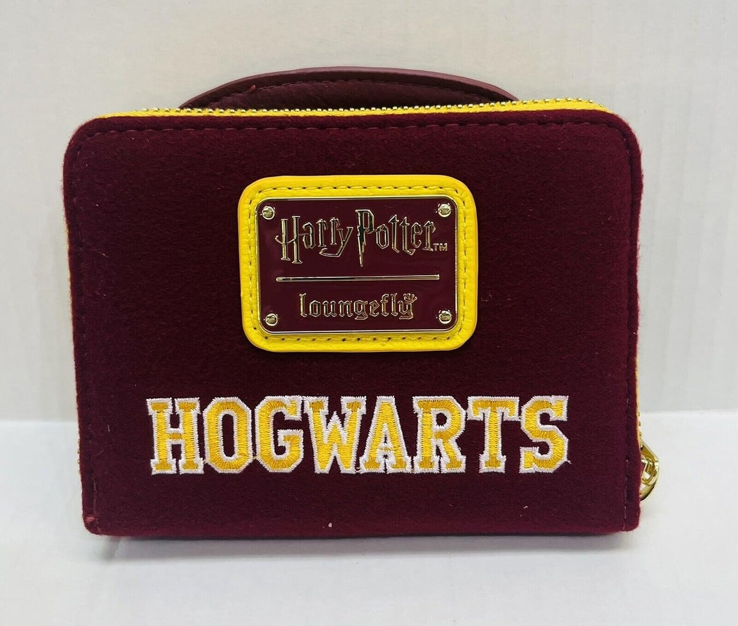 HOTLoungefly Harry Potter Hogwarts Crest Varsity Jacket Zip Around Wallet