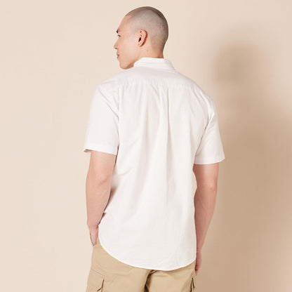 HOTAmazon Essentials Men's Short-Sleeve Oxford Shirt with Pocket