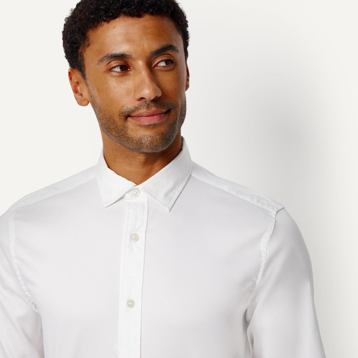 HOTAmazon Essentials Men's Slim Fit Stretch Wrinkle Free Spread Collar Dress Shirt