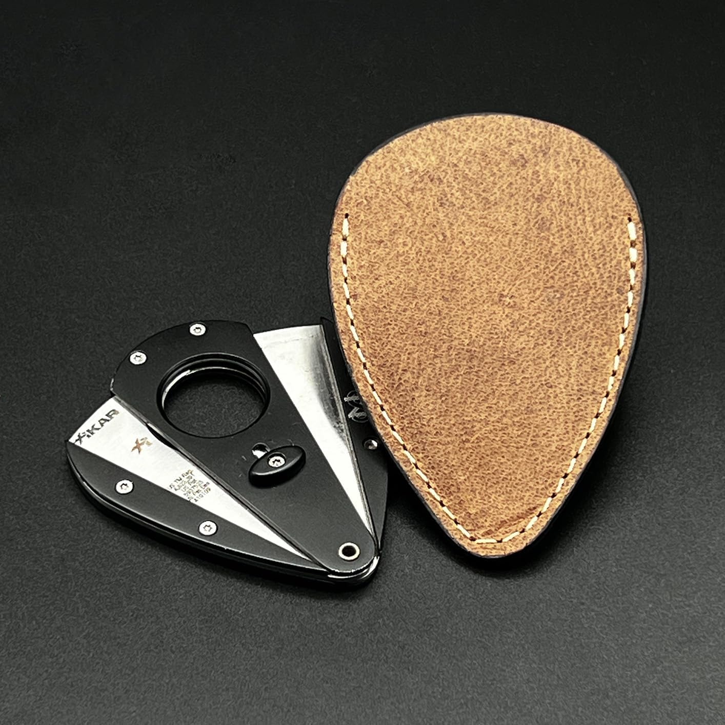 HOTLeather case for the Xikar Xi Cutter