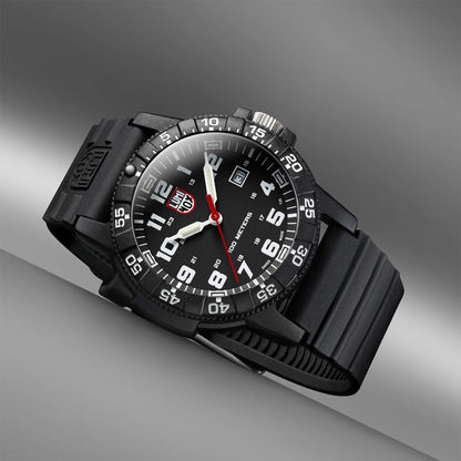 HOTLuminox Leatherback SEA Turtle Giant XS.0321.L Mens Watch 44mm - Military Watch in Black Date Function 100m Water Resistant