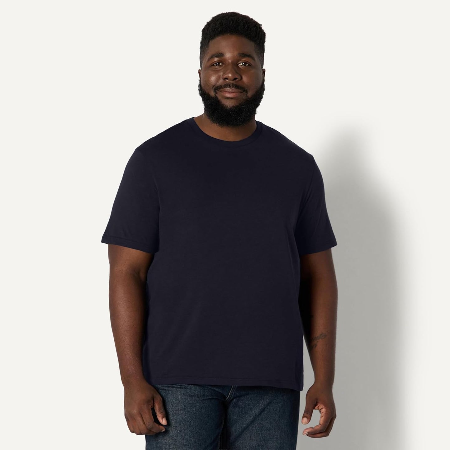 HOTAmazon Essentials Men's Regular-Fit Short-Sleeve T-Shirt, Pack of 6