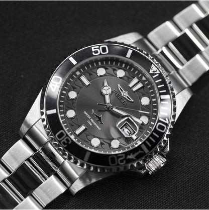 HOTInvicta Men's Pro Diver Quartz Watch