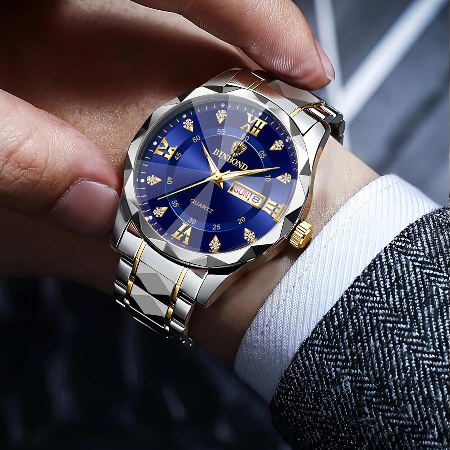 HOTGosasa Luxury Men's and Women's Business Diamond Stainless Steel Waterproof Roman Numeral Analog Quartz Watch with Day-Date Calendar, Gold and Silver Tone