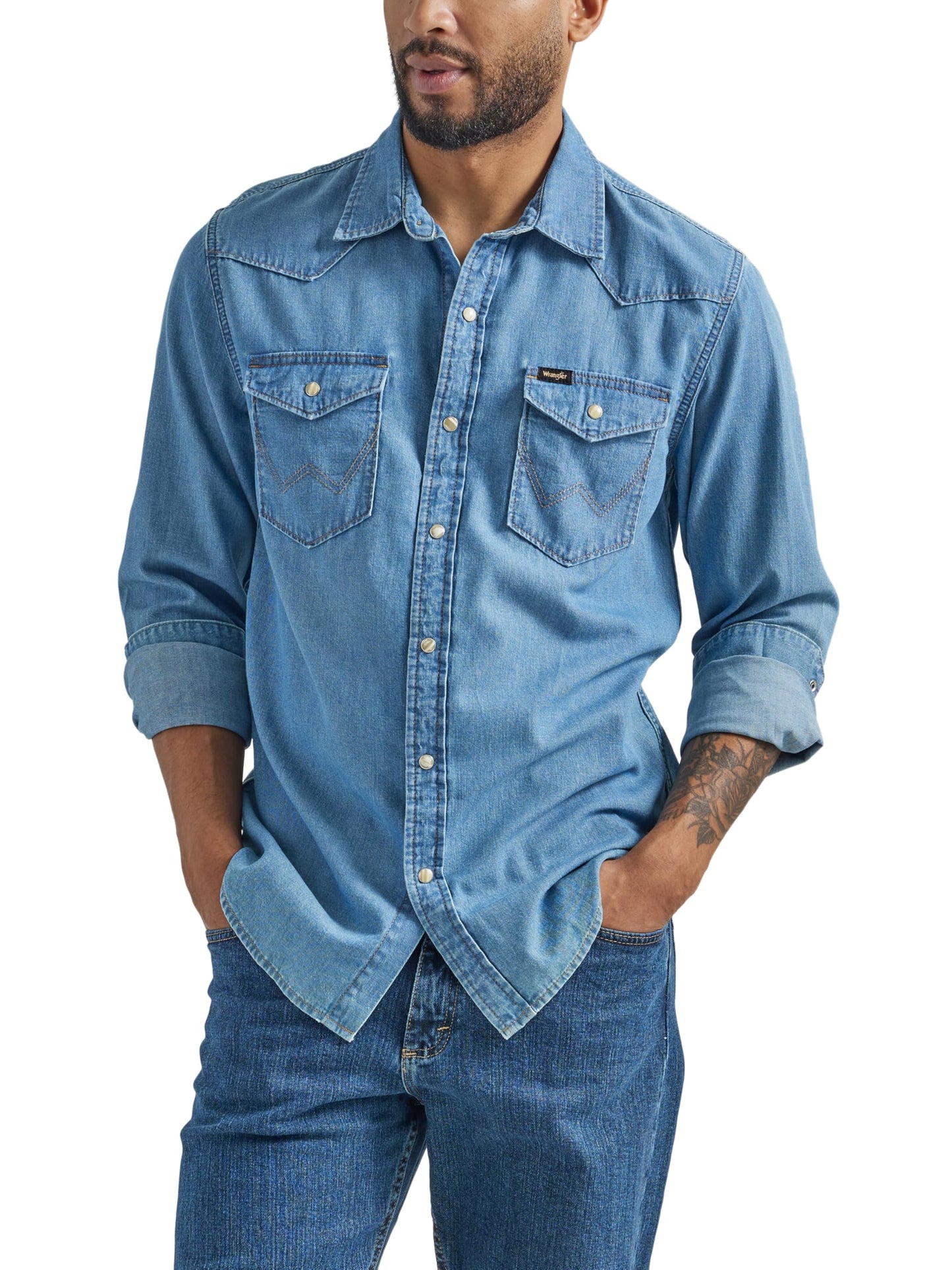 HOTWrangler Men's Iconic Regular Fit Snap Shirt