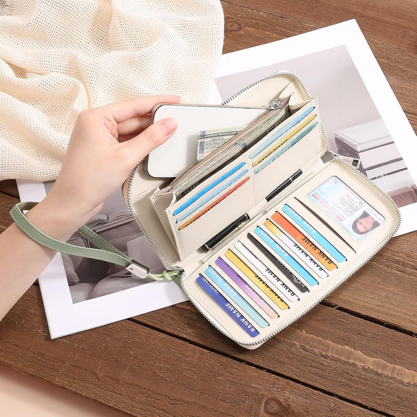HOTGAEKEAO Wristlet Wallets for Women RFID Blocking Large Capacity Clutch Wallet Vegan Leather Zip Around Ladies Long Purse