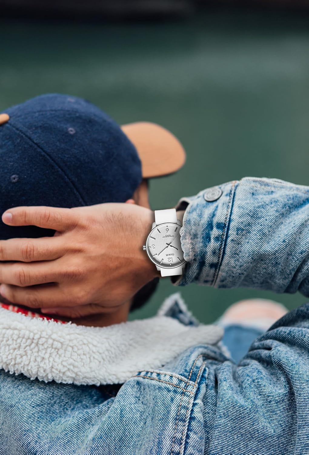 HOTMen's Fashion Minimalist Wrist Watch Waterproof Watches Simple Ultra Thin Analog Quartz Silicone Watch for Men