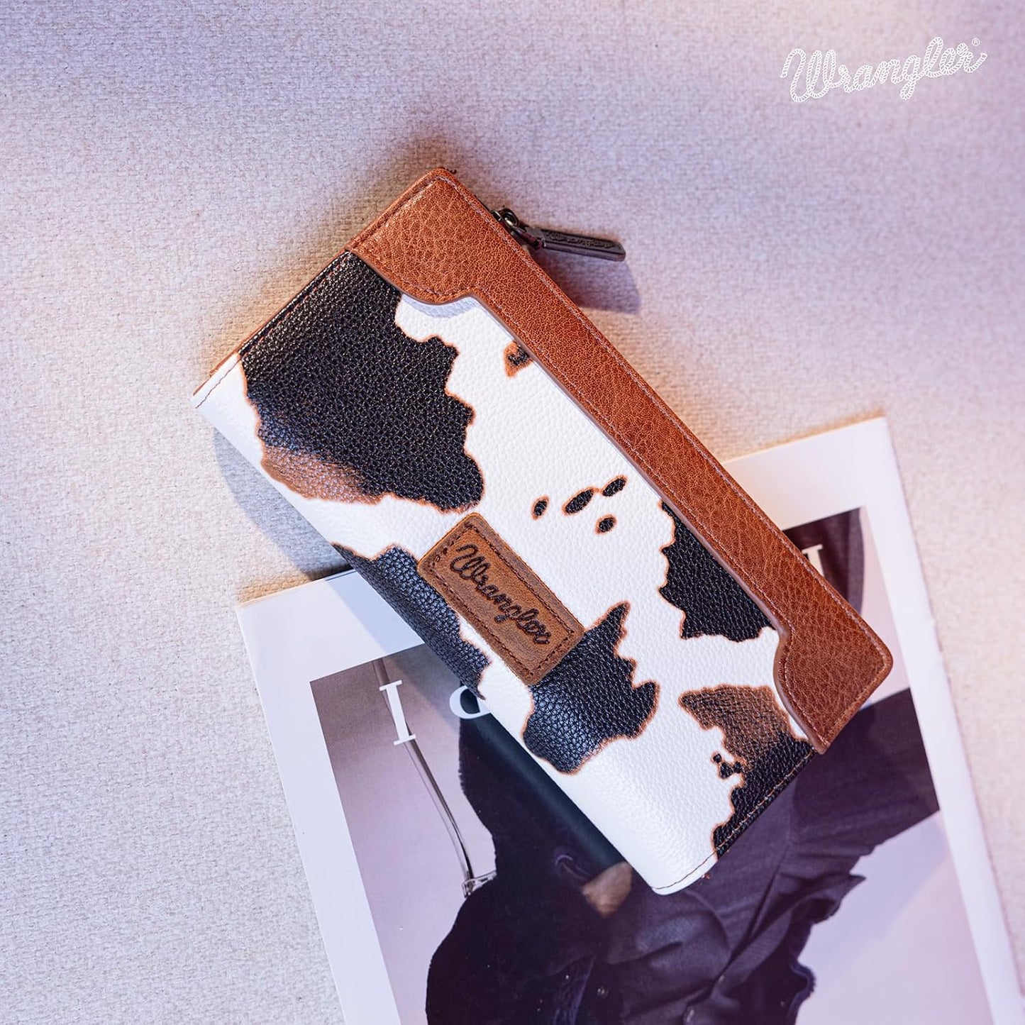 HOTMontana West Wrangler Cow Print Wallets Womens Bifold Credit Card Wallet Women's Wallets, Card Cases & Money Organizers Brown Wallet for Women Ladies Female Cash Wallett with Smooth Zipper