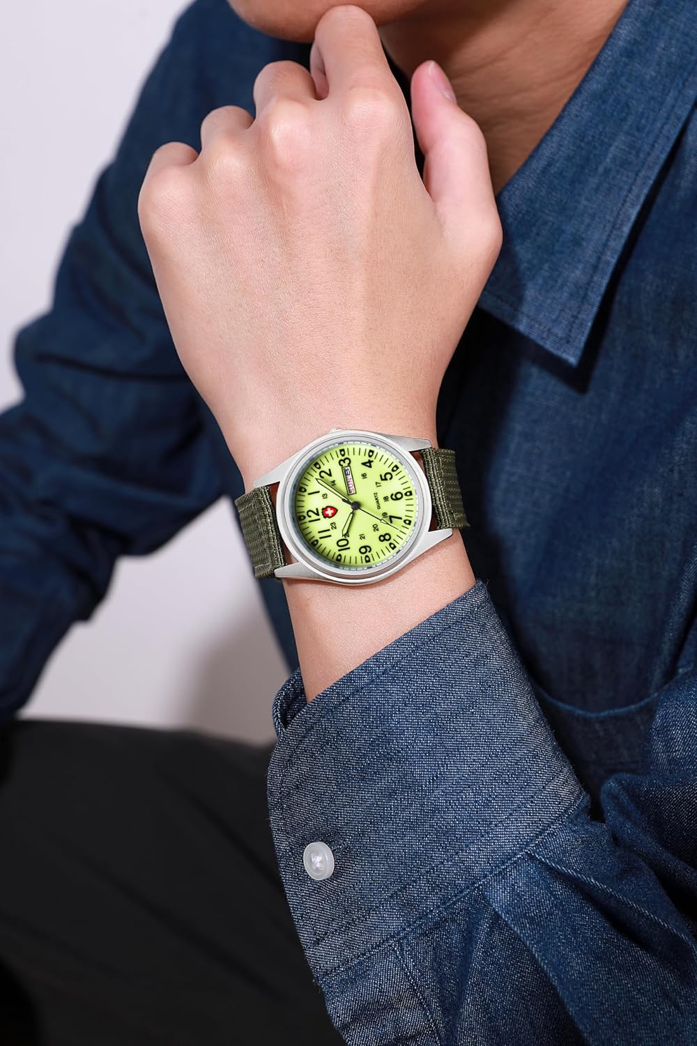 HOTGosasa Unisex Military Analog Field Watch with Nylon Strap, Luminous Easy Read Dial, Sport Tactical Casual Quartz Wristwatch, Daily Water Resistant