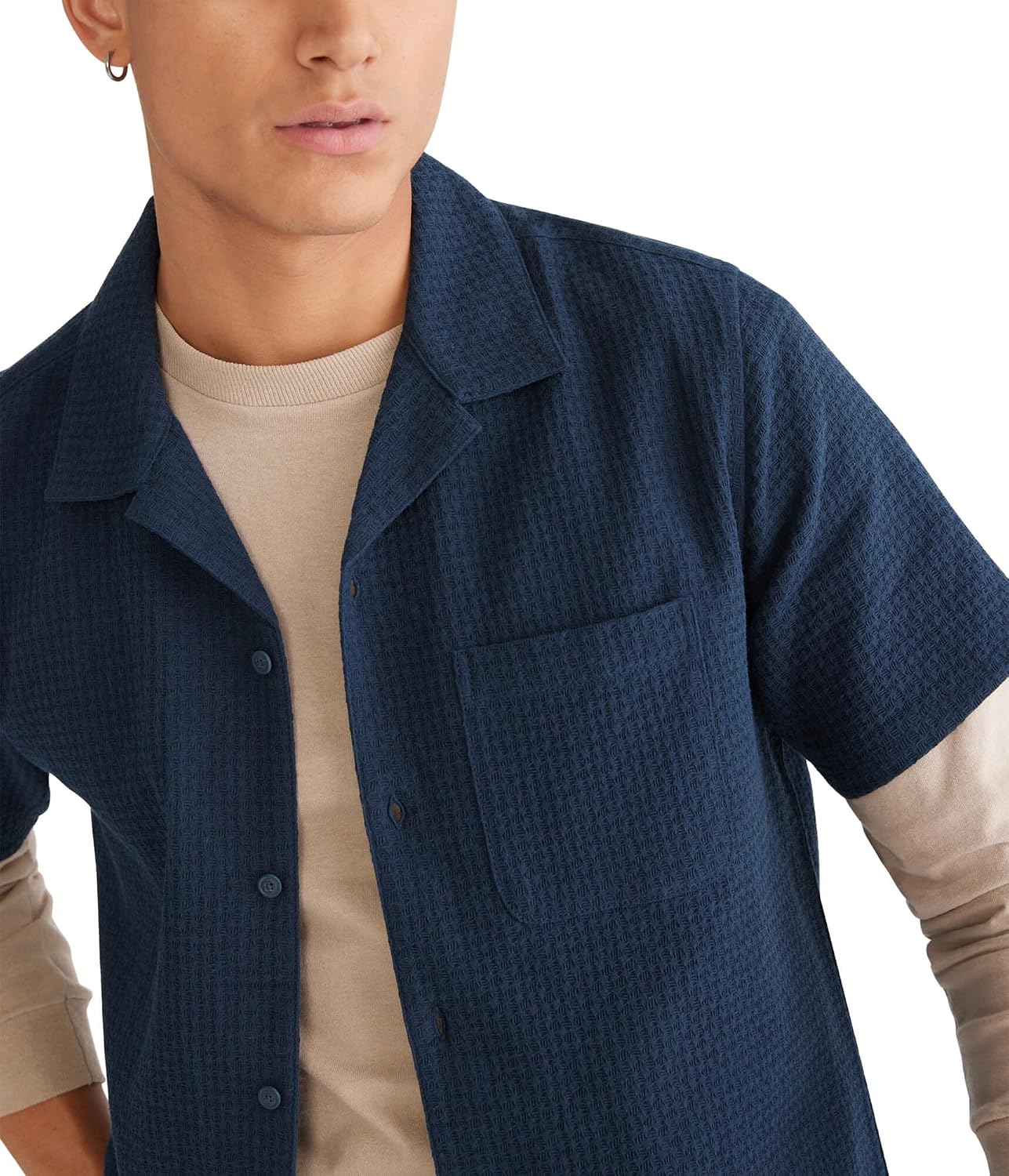 HOTAEROPOSTALE Men's Short Sleeve Textured Shirt
