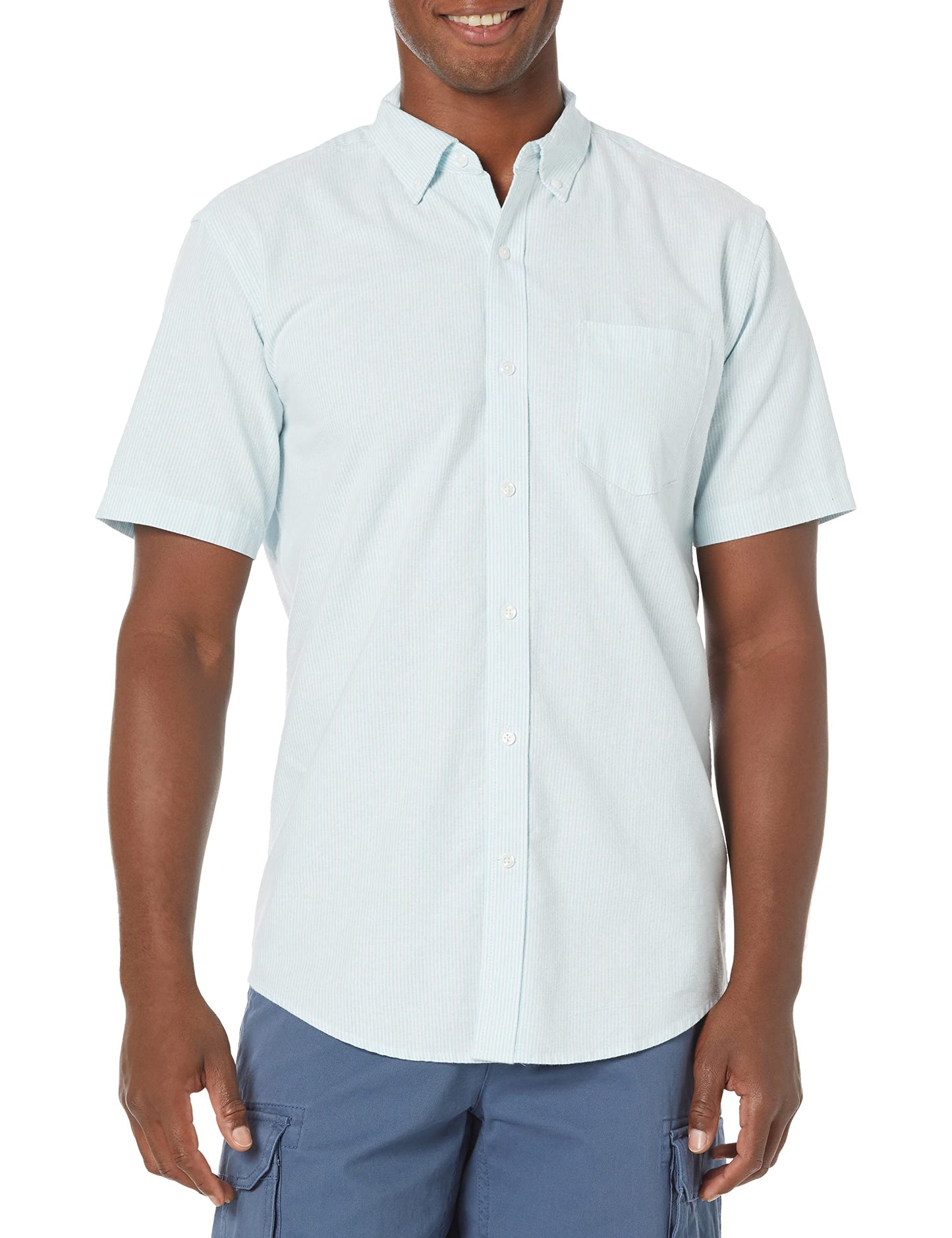 HOTAmazon Essentials Men's Short-Sleeve Oxford Shirt with Pocket