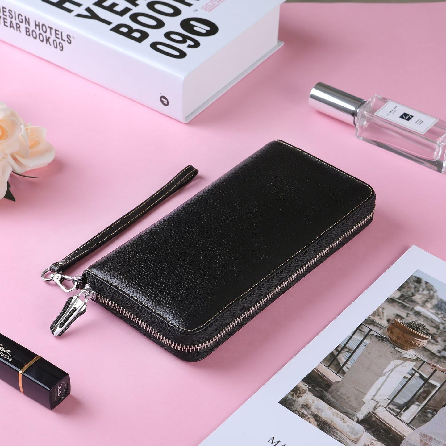 HOTLavemi Small Compact Women Wallet RFID Blocking Genuine Leather Bifold Purse with ID Windows