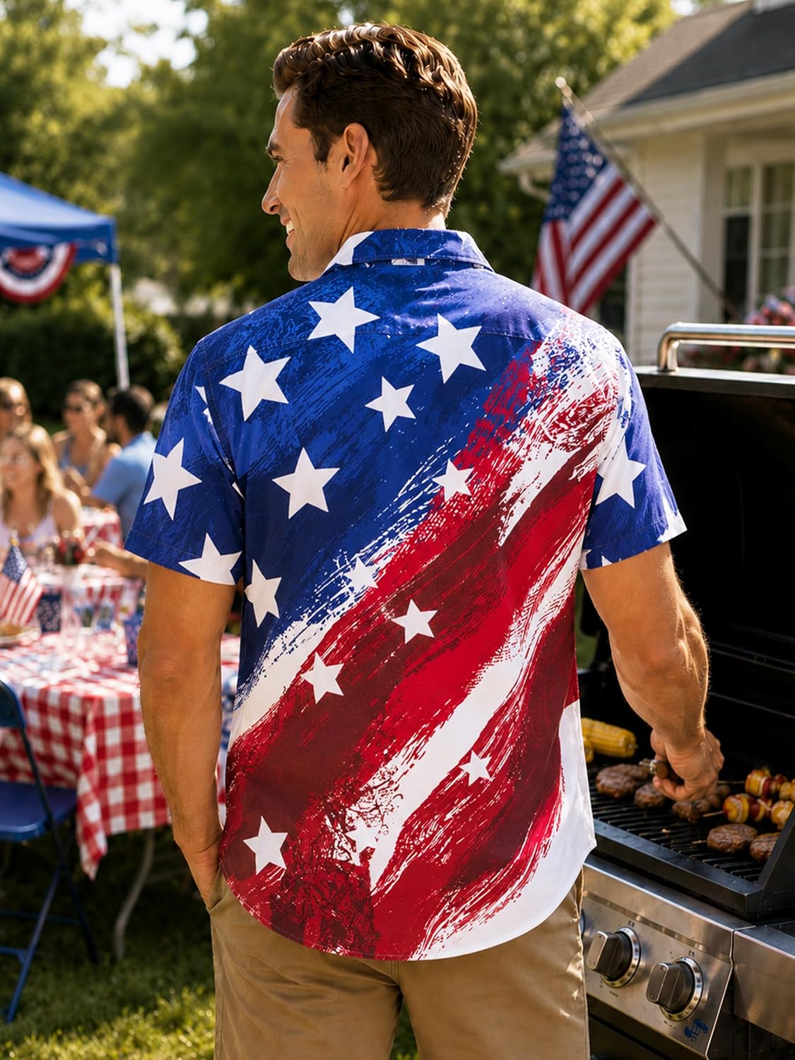 HOTYoimira 4th of July Shirts for Men,Patriotic Grunge Concept USA Flag Button-Down Casual Short Sleeve Hawaiian Shirts for Men