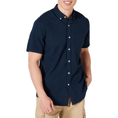 HOTAmazon Essentials Men's Short-Sleeve Oxford Shirt with Pocket