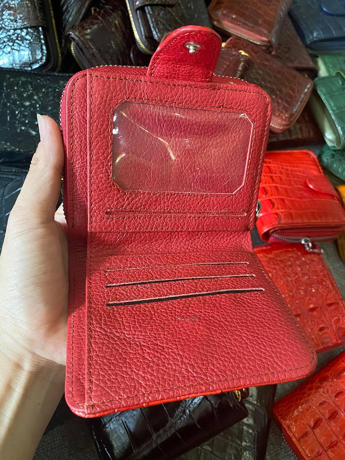 HOTGenuine Alligator Leather Minimalist Wallets Credit Card Holder for women's (Red)