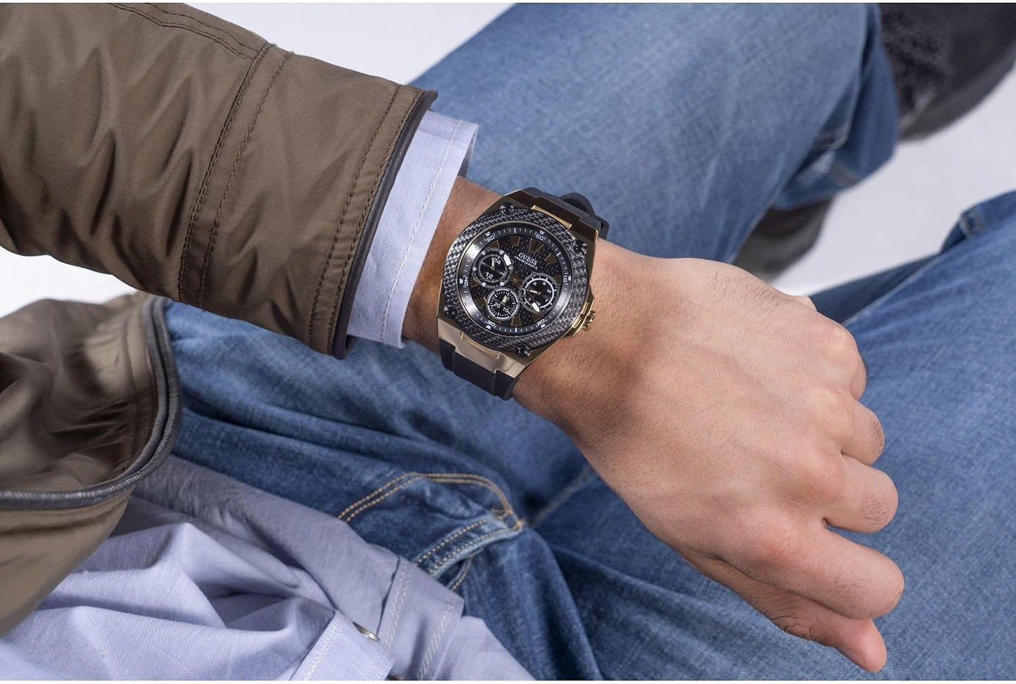 HOTGuess Men's Stainless Steel Quartz Watch
