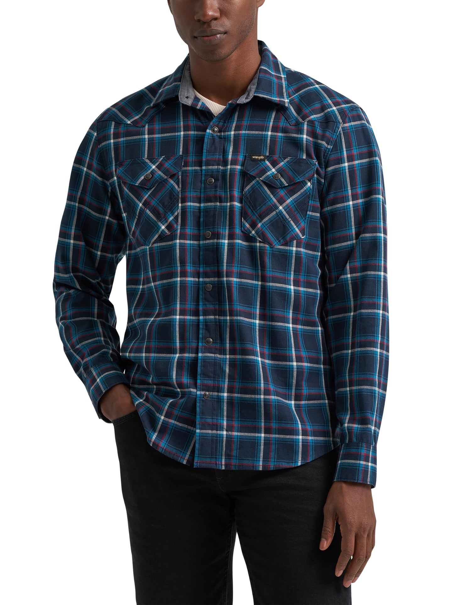 HOTWrangler Men's Iconic Regular Fit Snap Shirt