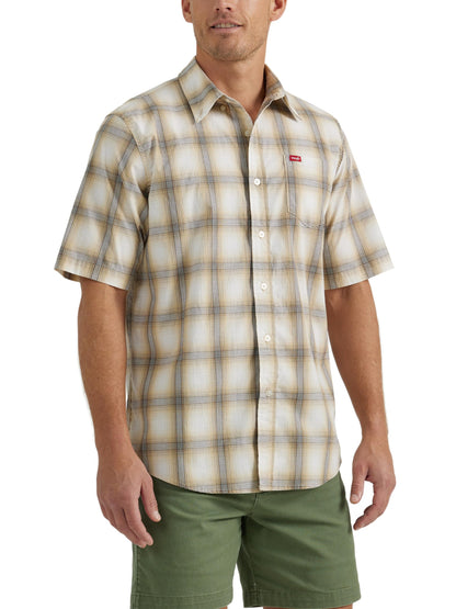 HOTWrangler Authentics Men's Short Sleeve Classic Plaid Shirt