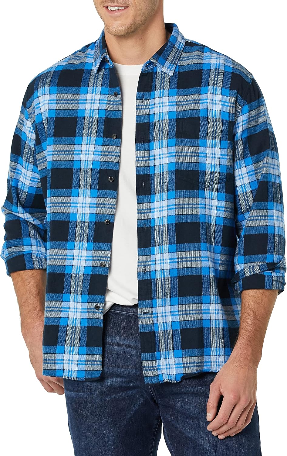 HOTAmazon Essentials Men's Regular Fit Long-Sleeve Flannel Shirt, Soft Brushed Cotton, Lightweight yet Warm