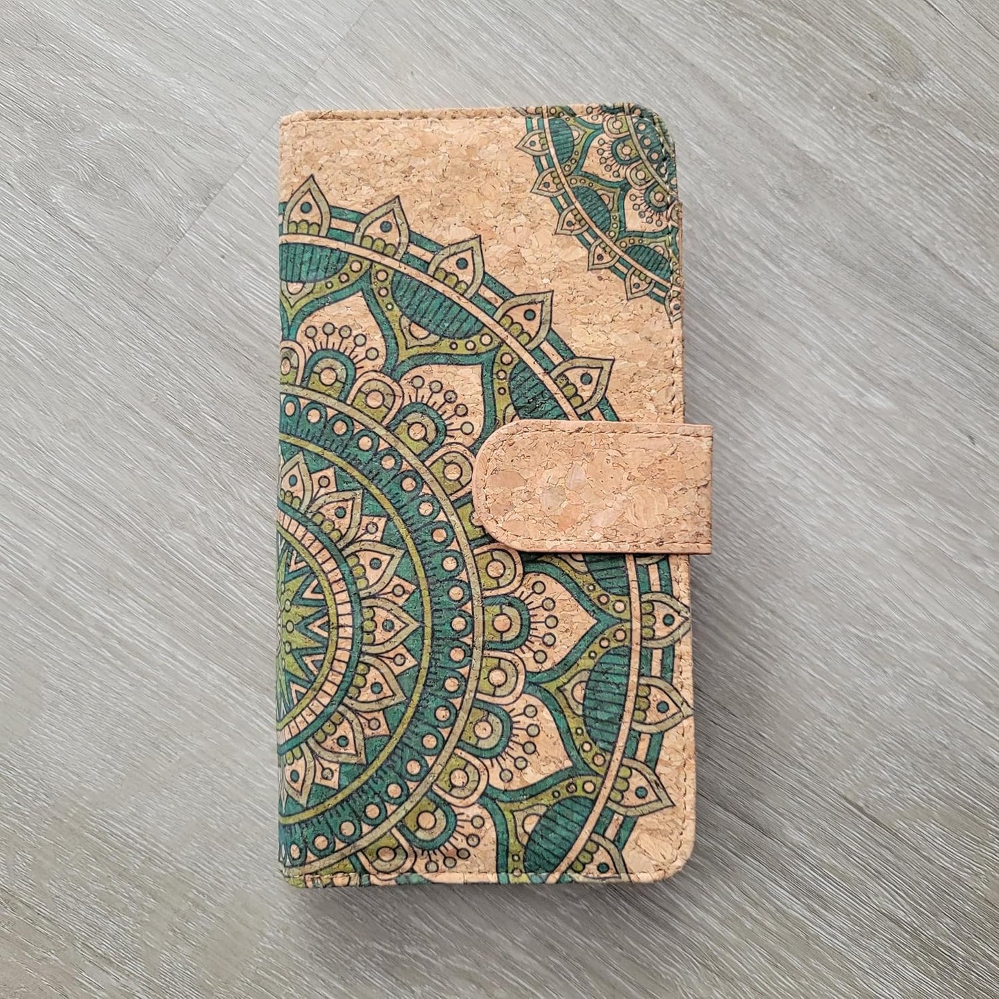 HOTNatural cork zipper wallet, vegan wallet Eco friendly gift, lightweight durable (Green Mandala)