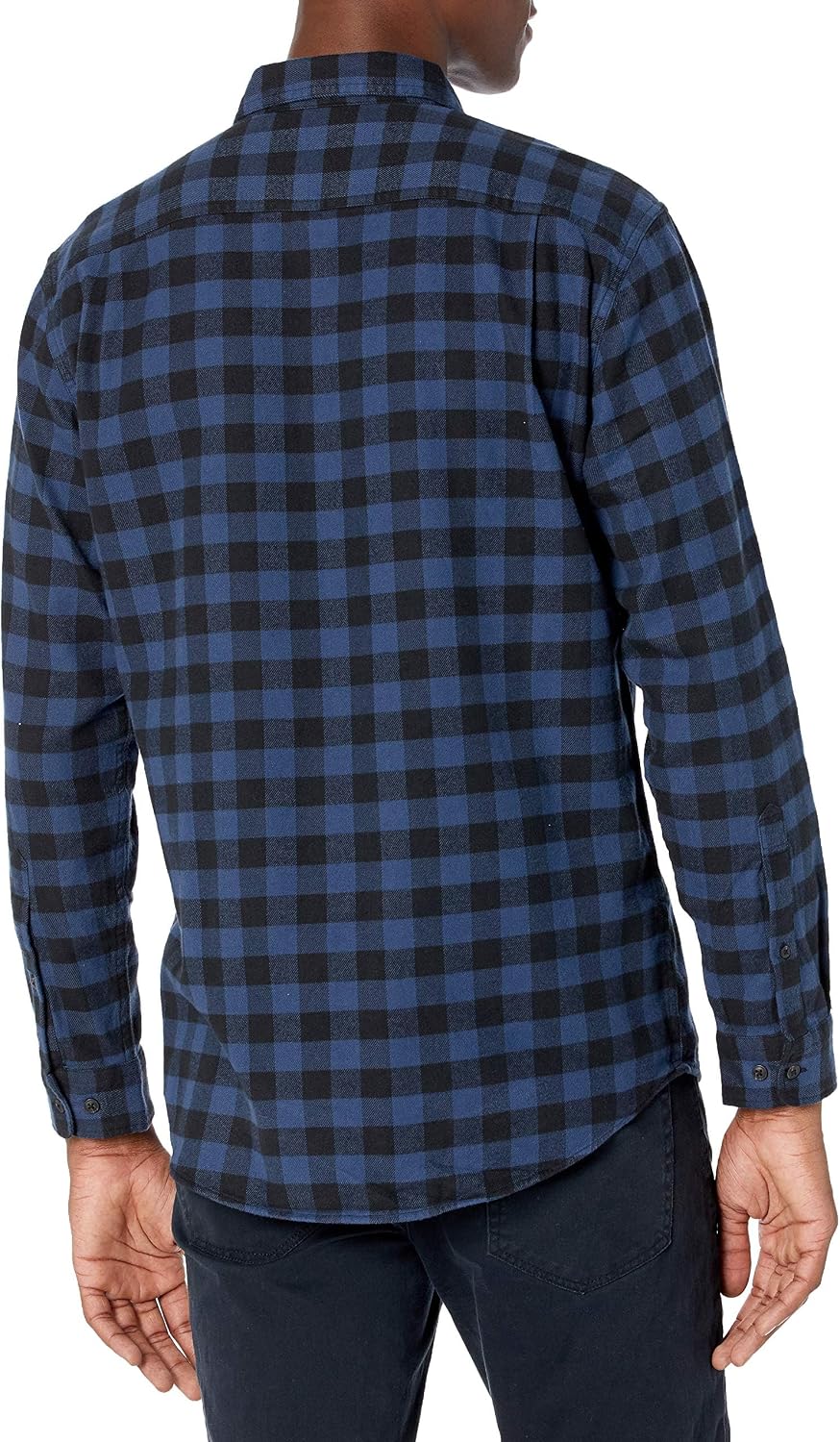 HOTAmazon Essentials Men's Regular Fit Long-Sleeve Flannel Shirt, Soft Brushed Cotton, Lightweight yet Warm