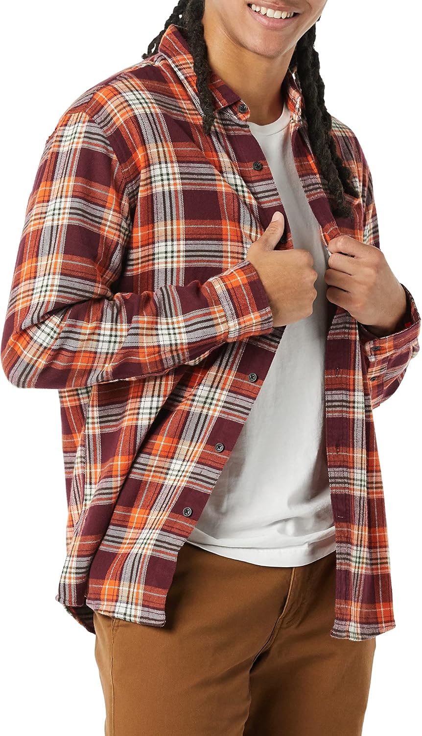 HOTAmazon Essentials Men's Regular Fit Long-Sleeve Flannel Shirt, Soft Brushed Cotton, Lightweight yet Warm