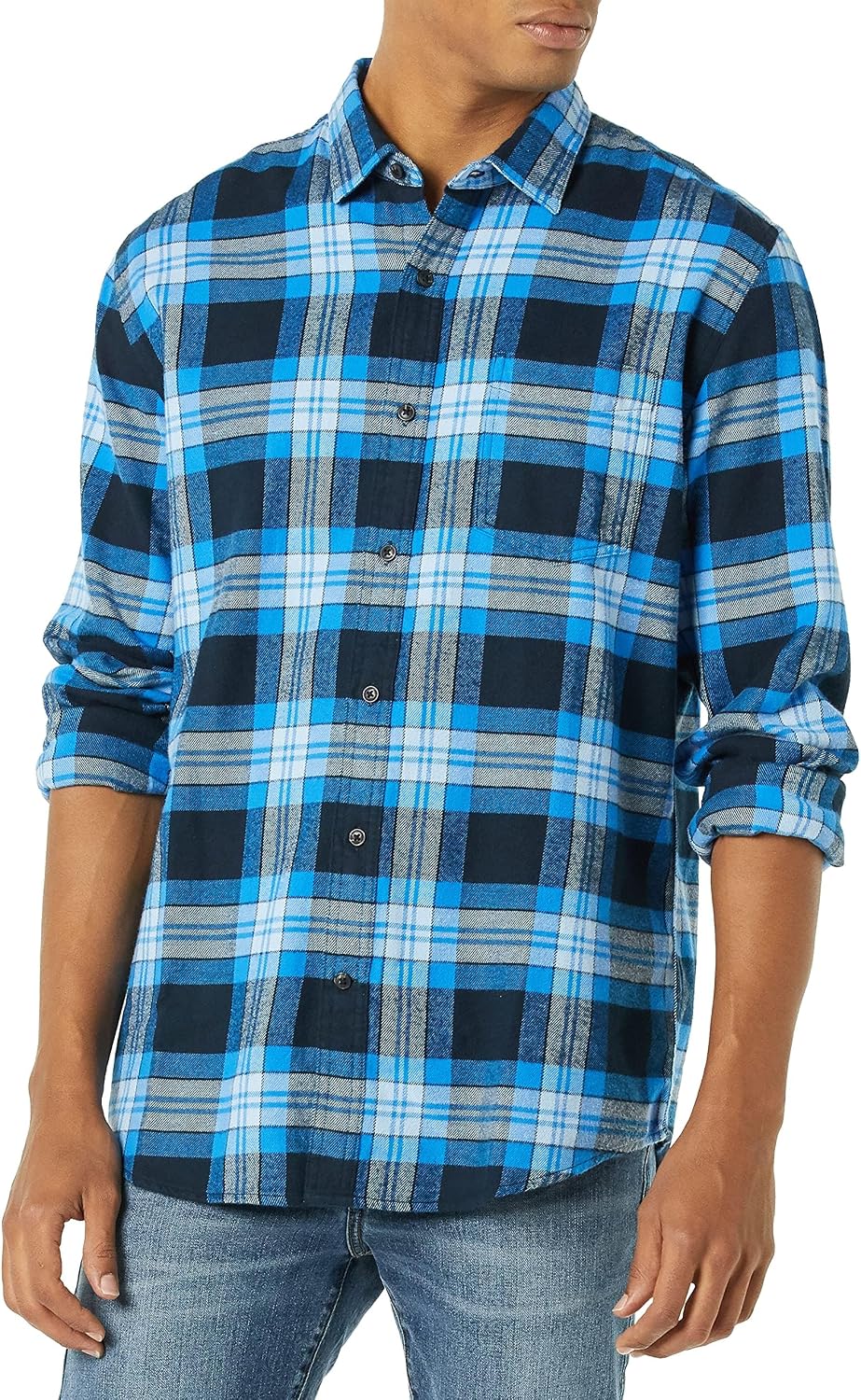 HOTAmazon Essentials Men's Regular Fit Long-Sleeve Flannel Shirt, Soft Brushed Cotton, Lightweight yet Warm