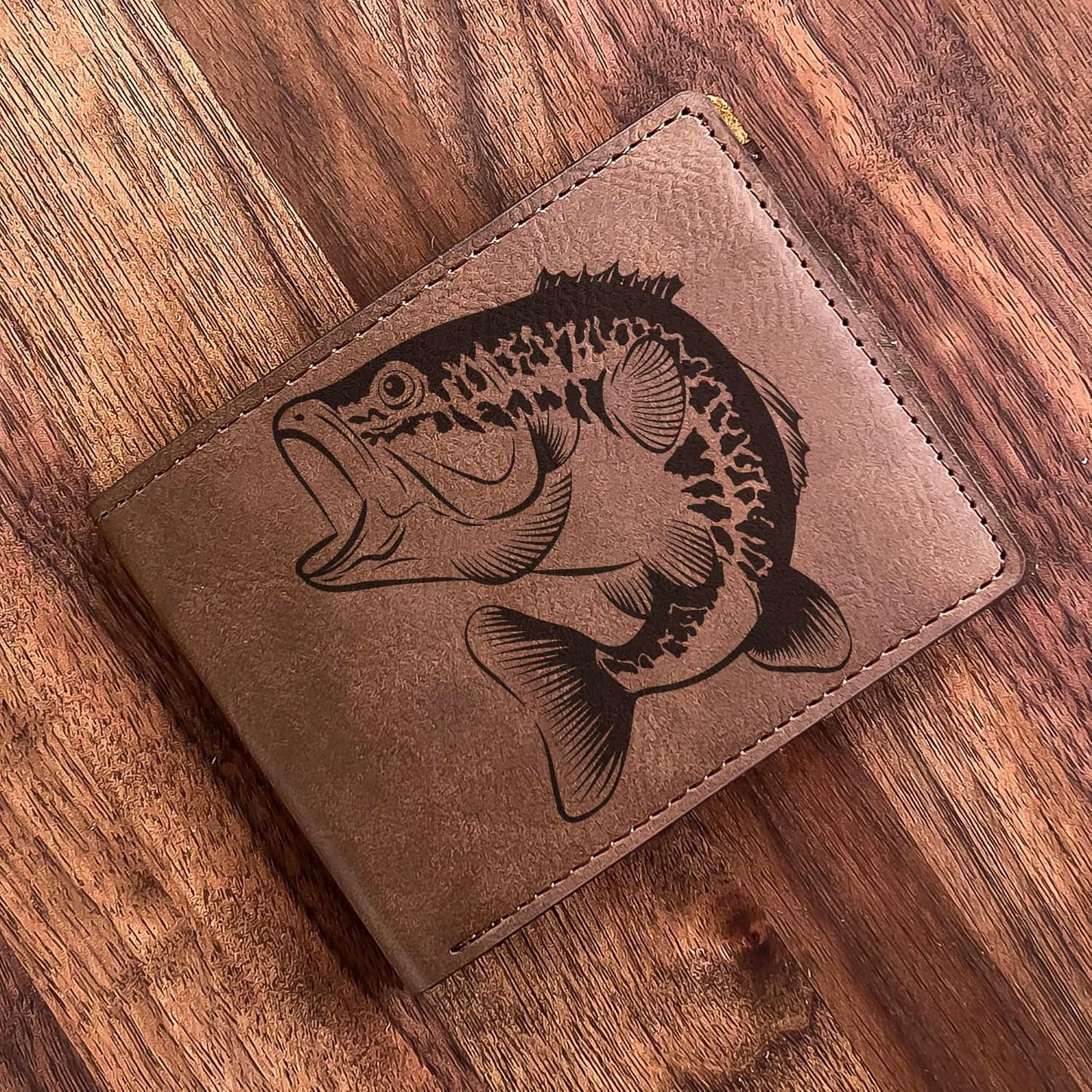 HOTFish Engraved Wallet - Perfect Gift for Fishing Enthusiasts on Father's Day, Birthdays or Christmas
