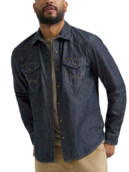 HOTWrangler Men's Iconic Regular Fit Snap Shirt