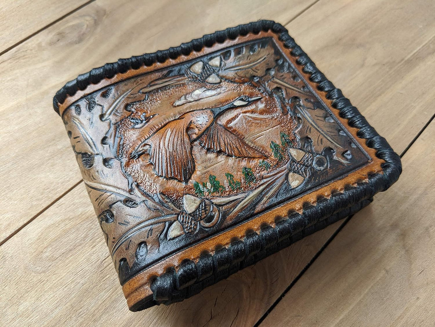 HOTAmerican Black Duck, Geese, Oak Leaf, Paysage, Goose, Hunter, Men's 3D Genuine Leather Wallet, Handmade wallet, Carved wallet, Tooled wallet, Bifold wallet, Custom wallet, Personalized wallet